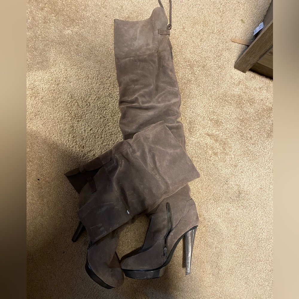 True Thigh High Boot. Grey. 9.5W Suede